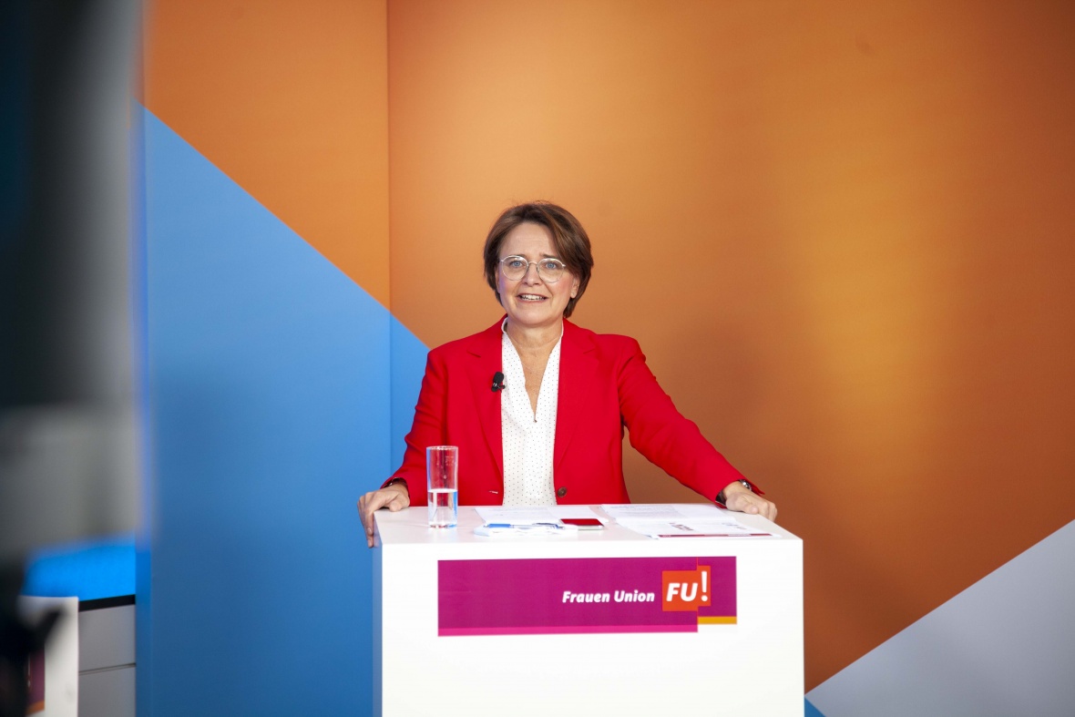 Begrüßung FU-Bundesvorsitzende Annette Widmann-Mauz MdB
