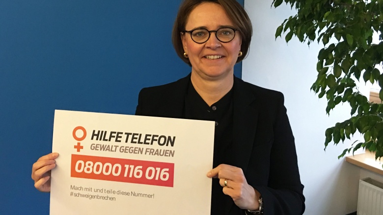 Tag gegen Gewalt an Frauen Plakat Hilfetelefon