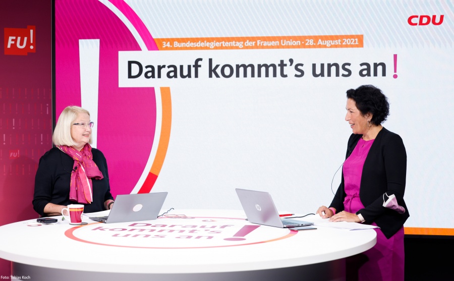 Hedi Thelen und Kristy Augustin